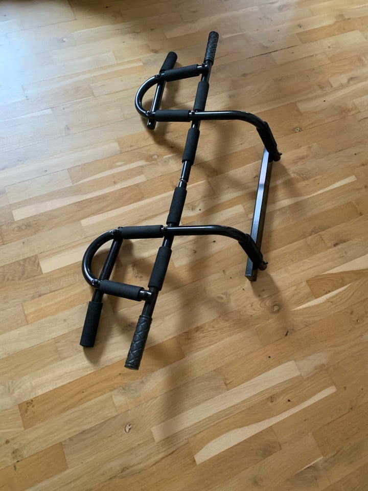 Andet, Pull-up bar