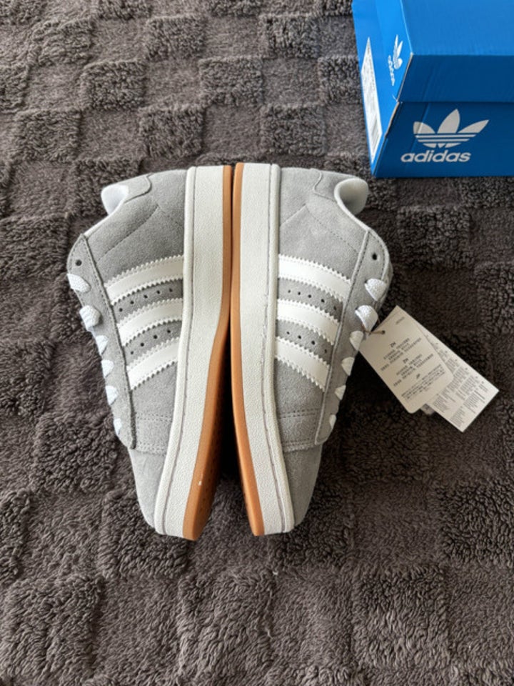 Sneakers str 37 Adidas