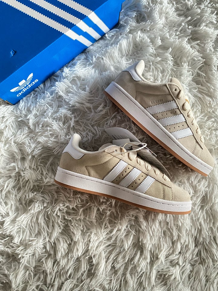 Sneakers, str. 39, Adidas