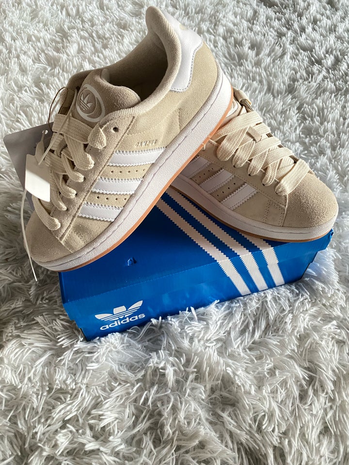 Sneakers, str. 39, Adidas