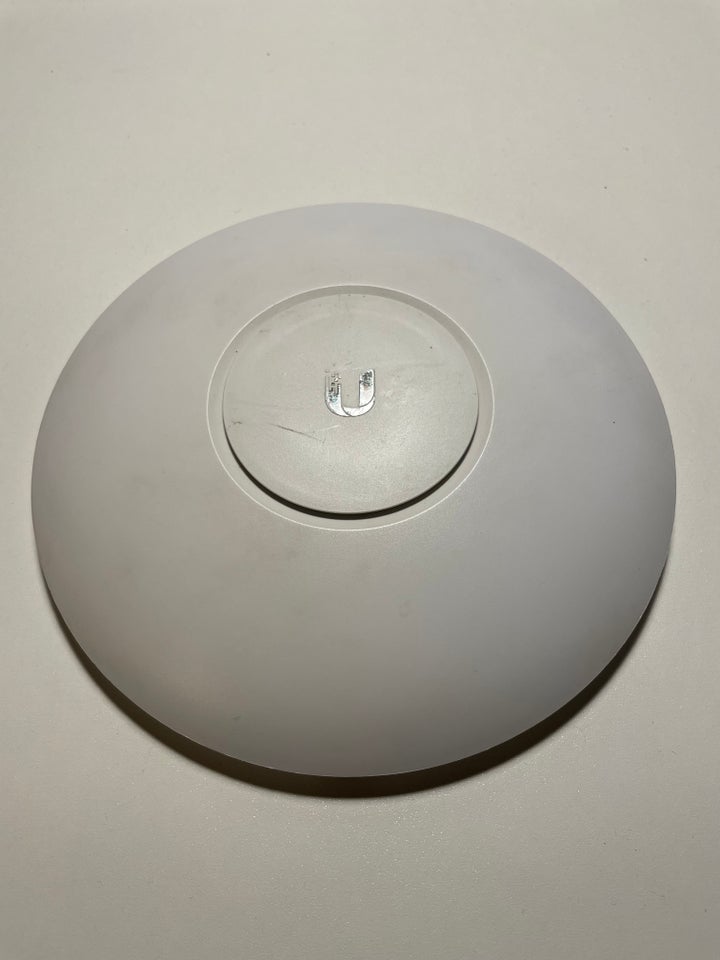 Access point, Ubiquity Unifi AP AC