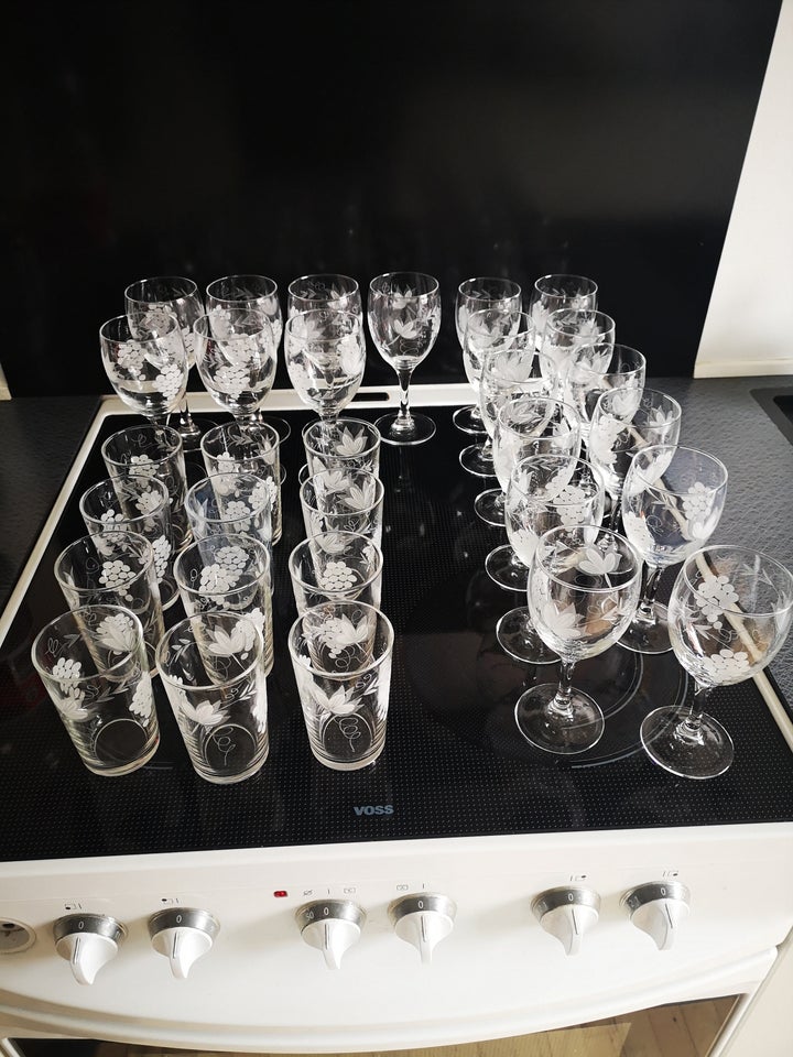 Glas Vinglas Ukendt