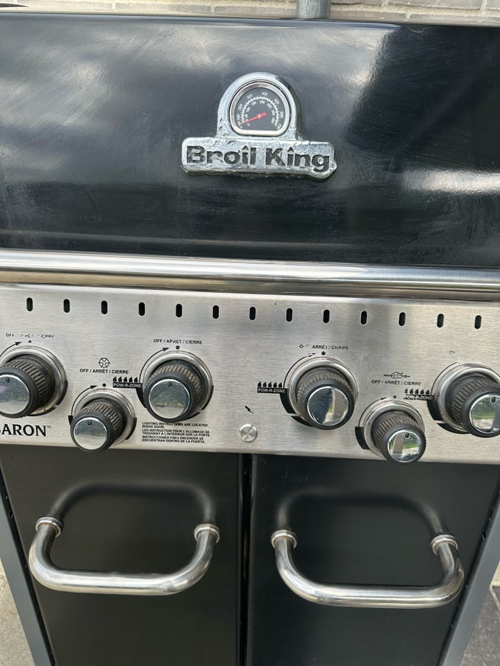 Gasgrill, Broil King Baron 490