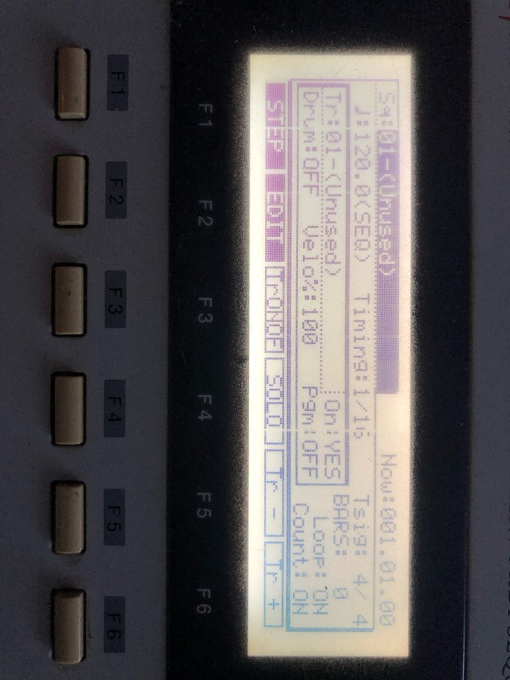 MPC, AKAI MPC2000