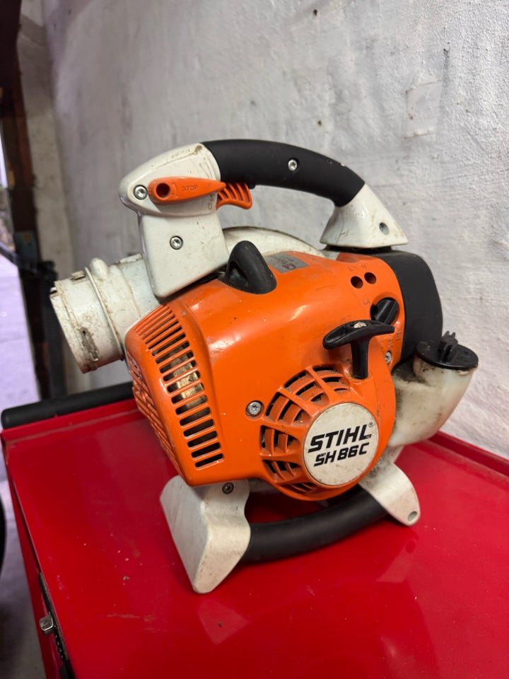 Løvsuger, STIHL