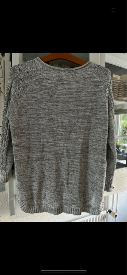 Sweater, Vila, str. 42