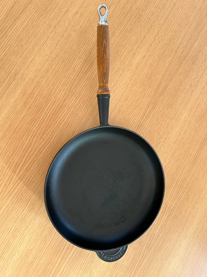 Pande, Le creuset