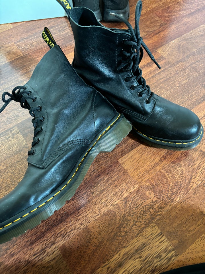 Støvler DrMartens str 42