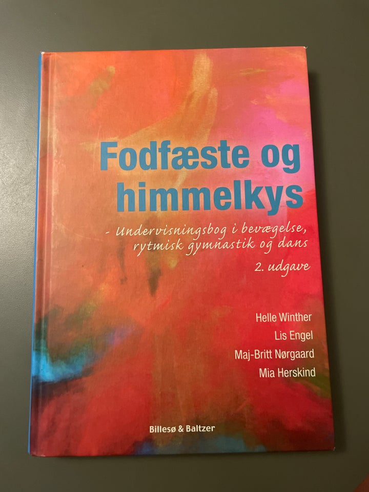 Fodfæste og himmelkugle emne: