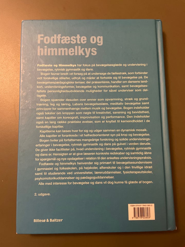 Fodfæste og himmelkugle emne: