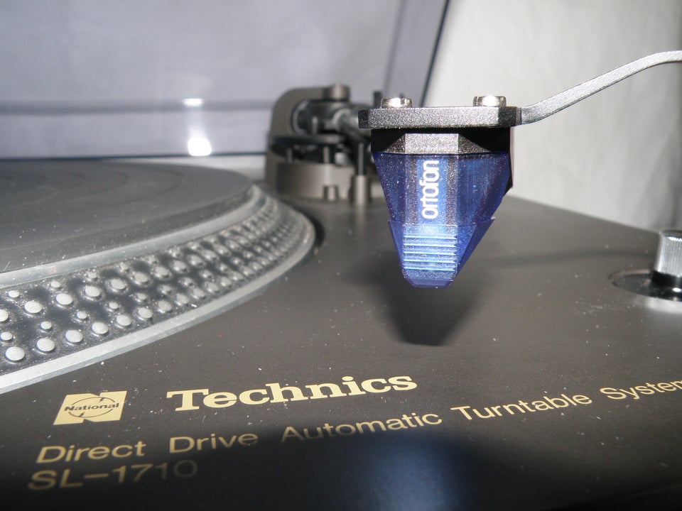 Pladespiller Technics SL-1710