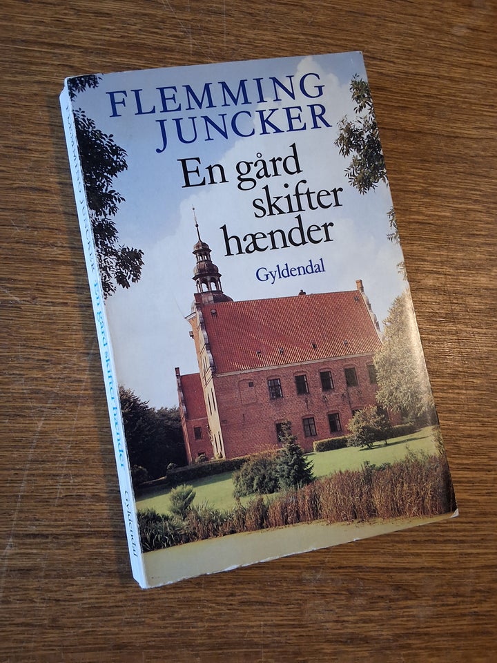 EN GÅRD SKIFTER HÆNDER, FLEMMING