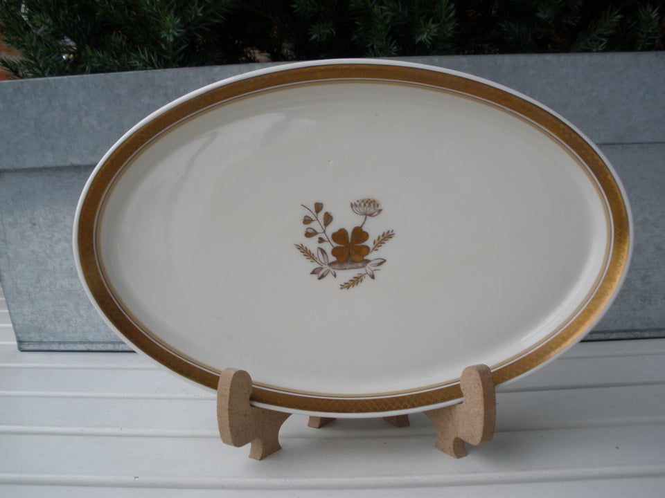 Porcelæn Liselund Fad 22 CM Royal