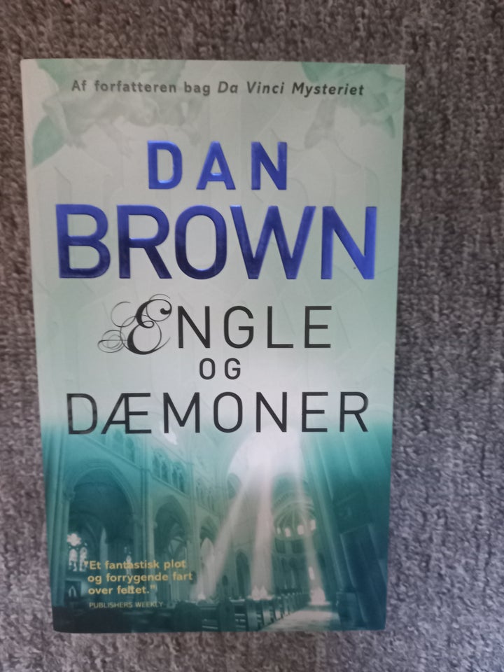 Engle og dæmoner, Dan Brown, genre: