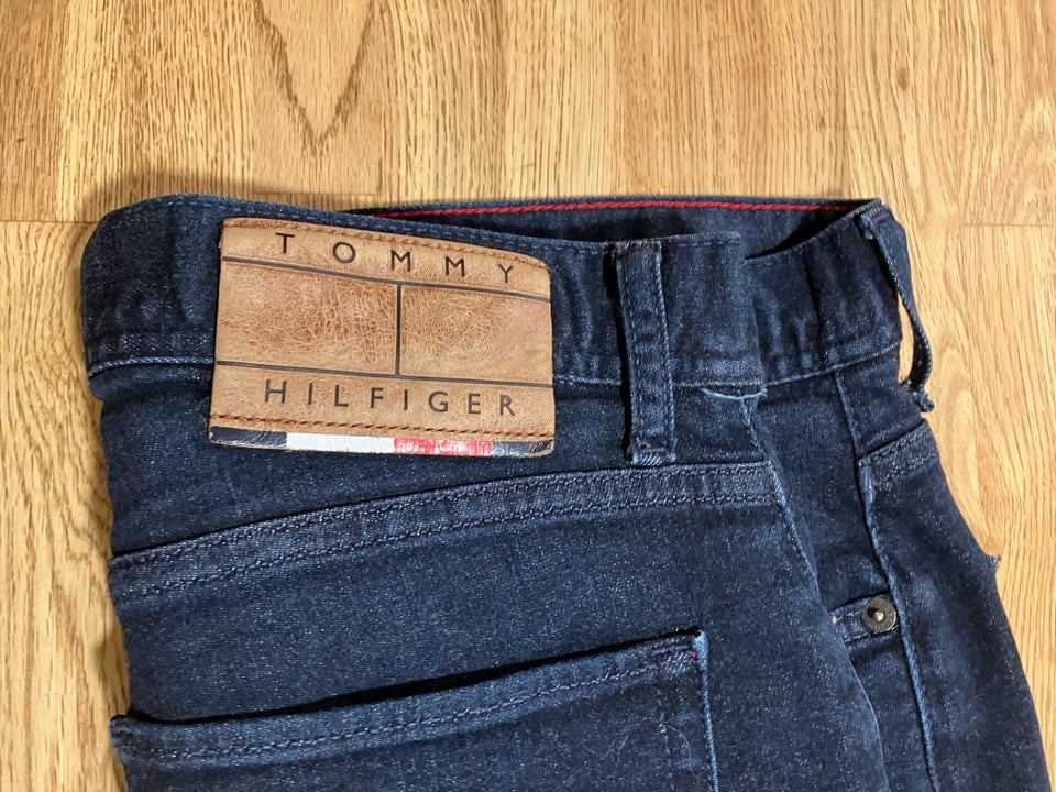 Jeans, Tommy Hilfiger, str. 33