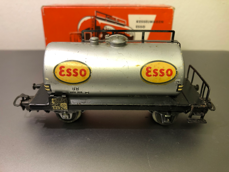 Modeltog, Märklin 4501 ESSO vogn,