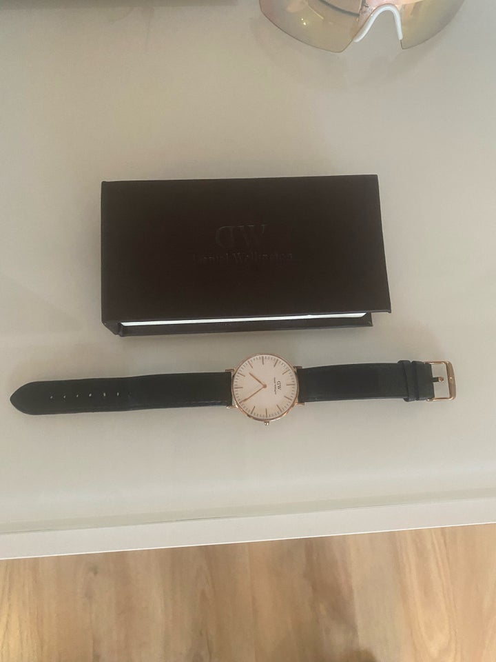 Herreur, Daniel Wellington