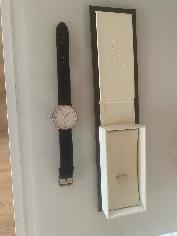 Herreur, Daniel Wellington