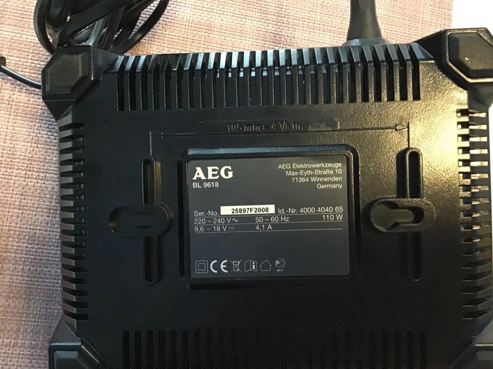 Oplader, AEG