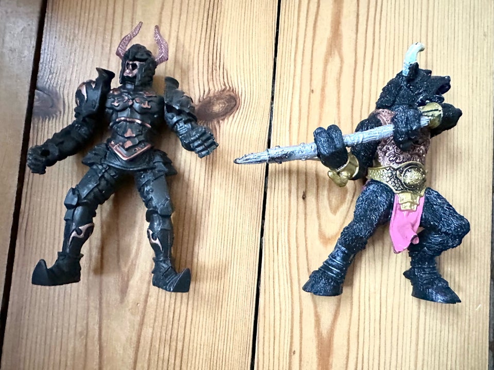 Fantasy figurer, Ukendt