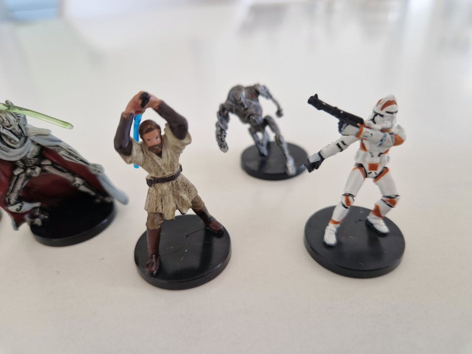 STAR WARS MINIATURE FIGURER Star