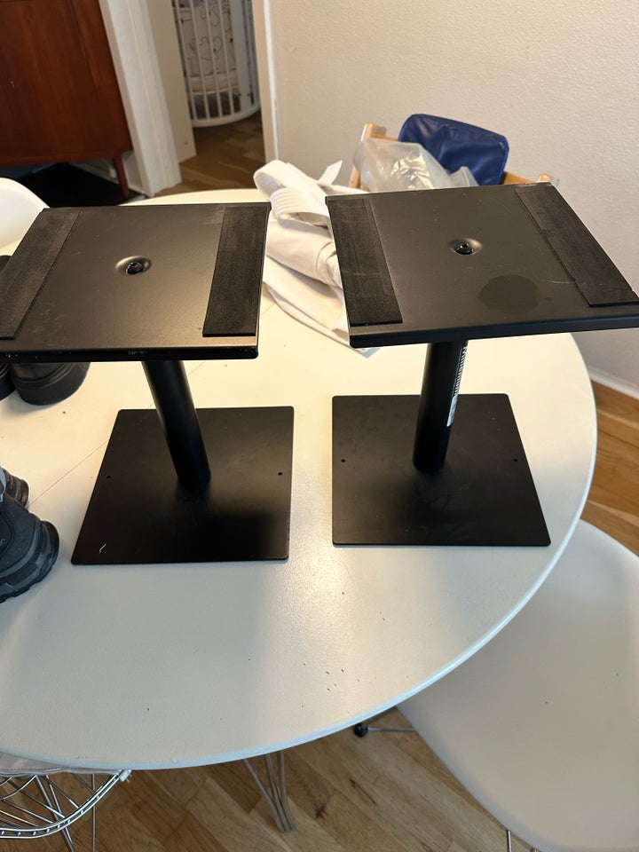 Millennium Monitor stands