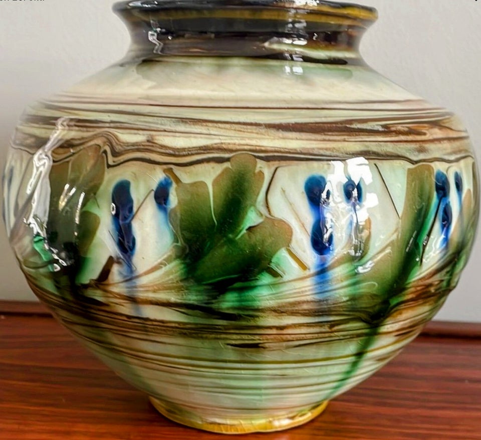 Vase , Herman Kähler