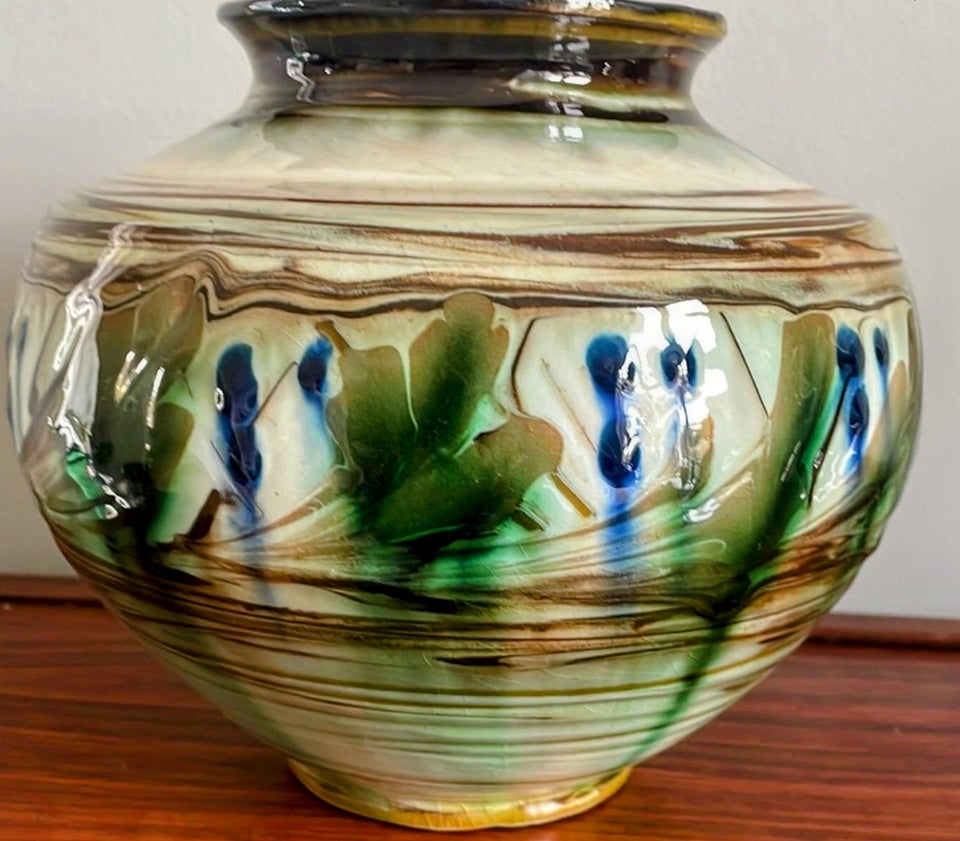 Vase , Herman Kähler