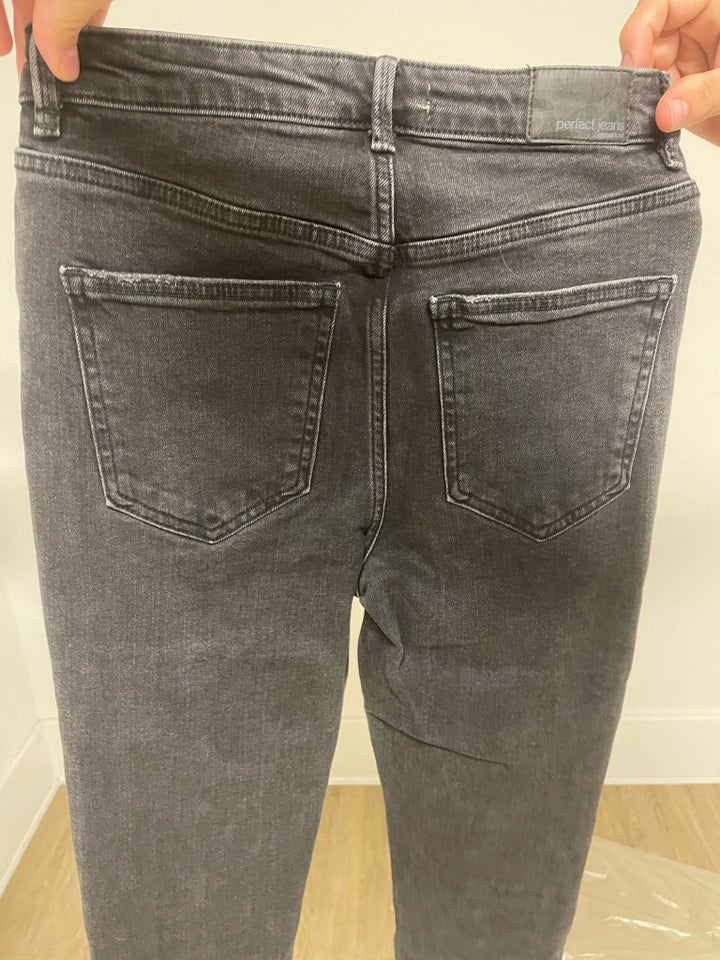 Jeans, Gina tricot, str. 36