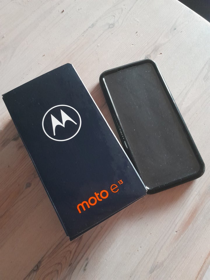 Motorola E13, Perfekt