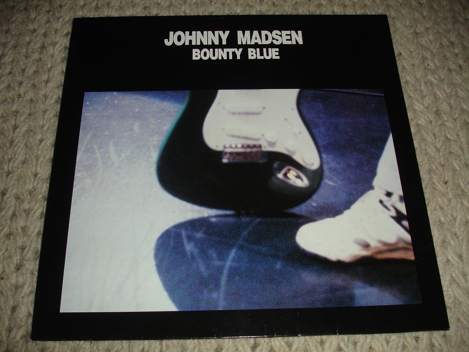 LP, Johnny Madsen, Bounty Blue