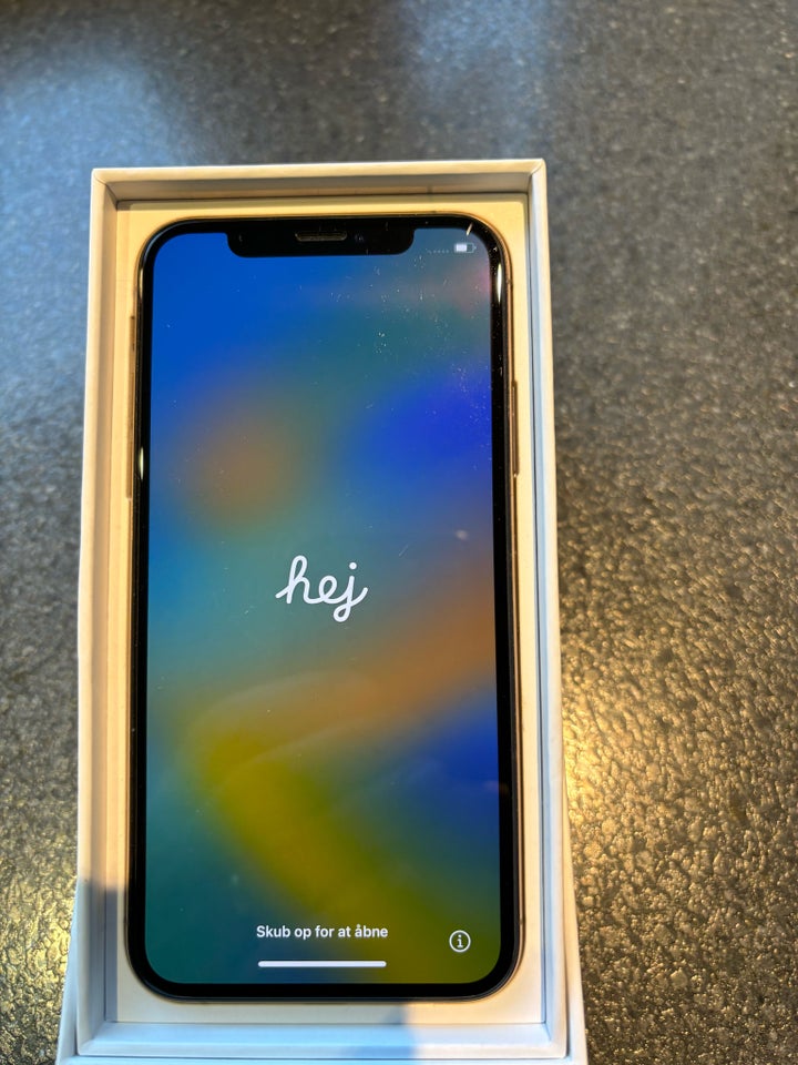 iPhone XS, 64 GB, guld