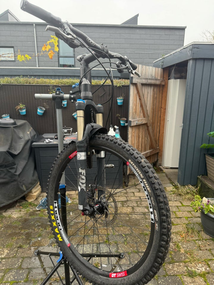 Canyon Nerve xc 7.0, full