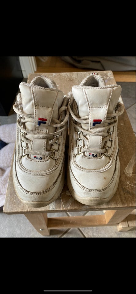 Sneakers, str. 33, Fila