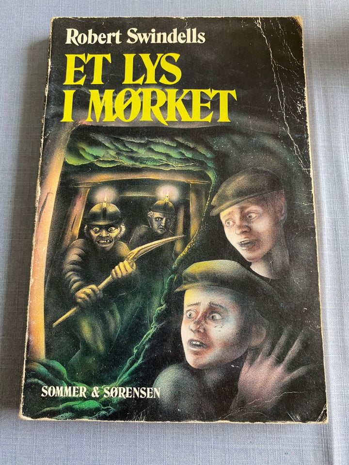 Et lys i mørket Robert Svindells