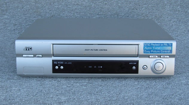 VHS videomaskine JVC HR-J285