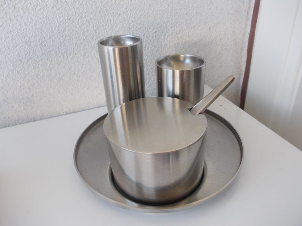 Plat de menage, Stelton m.m.