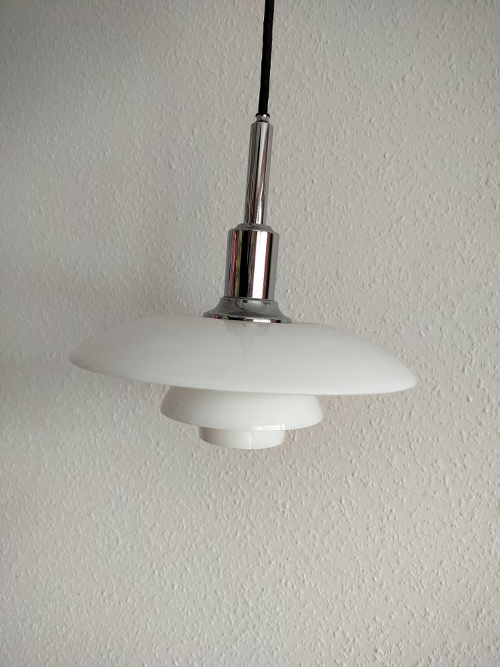 Louis Poulsen, 3/2, loftslampe