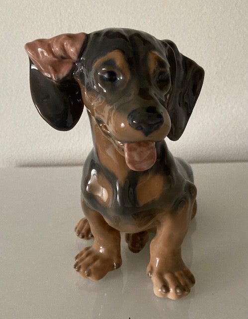 Porcelæn, Figur Gravhund, Royal