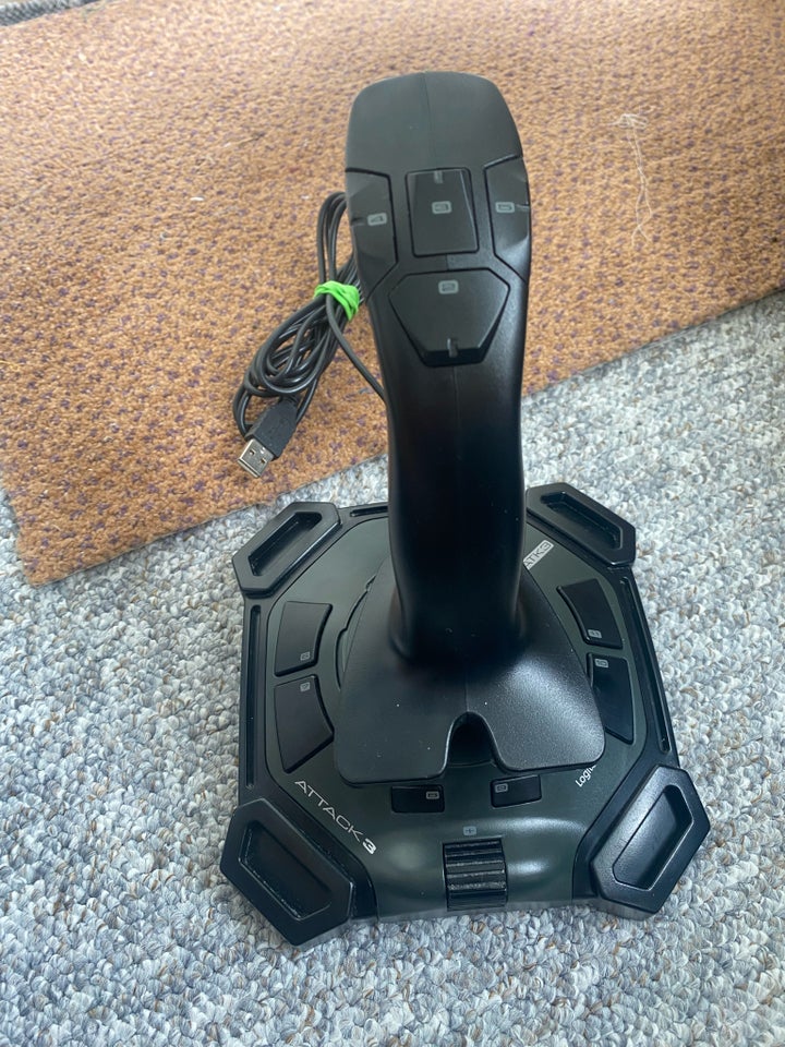 Joystick Logitech Attack 3