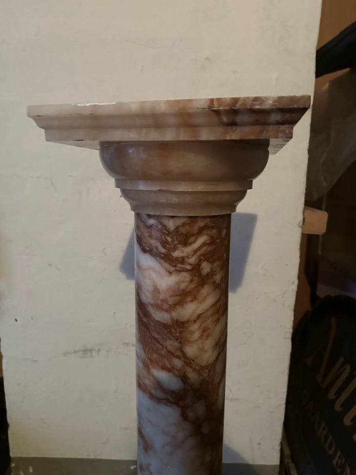 Antik Pedestal Brunn Rasmussen