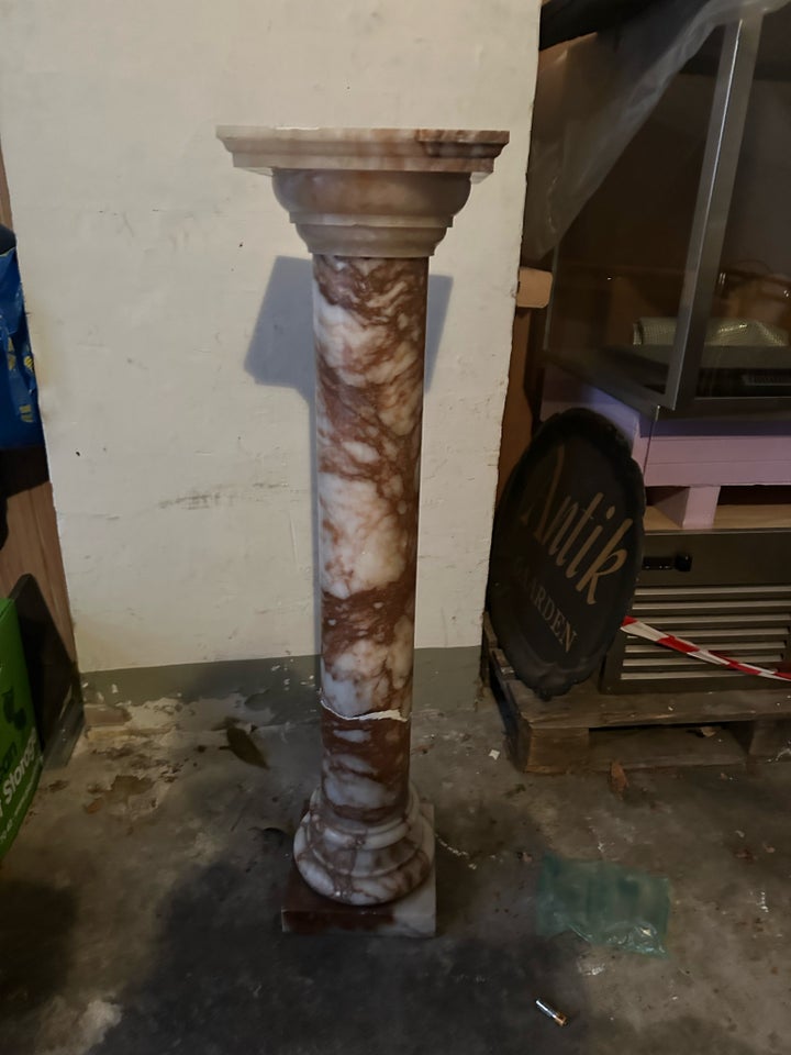 Antik Pedestal Brunn Rasmussen