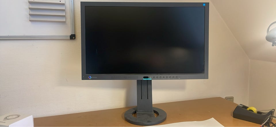 EIZO, FlexScan EV2333W, God