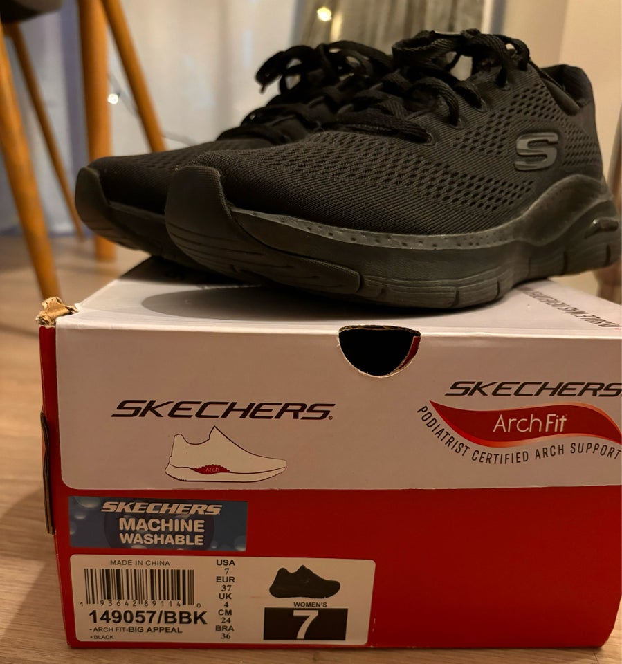 Sneakers str 37 Sketchers