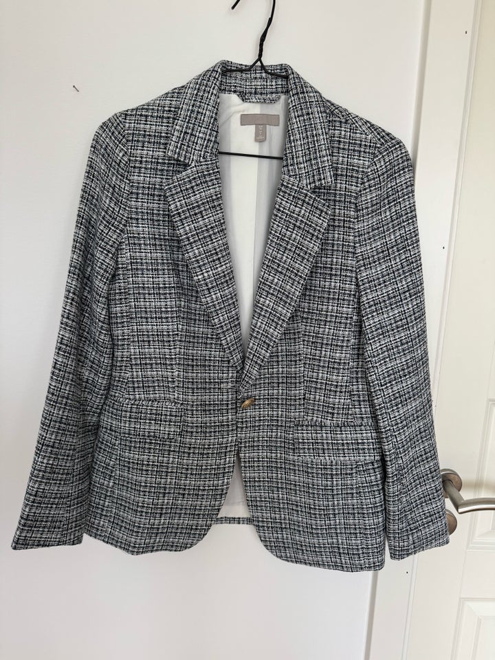 Blazer, str. 36, HM