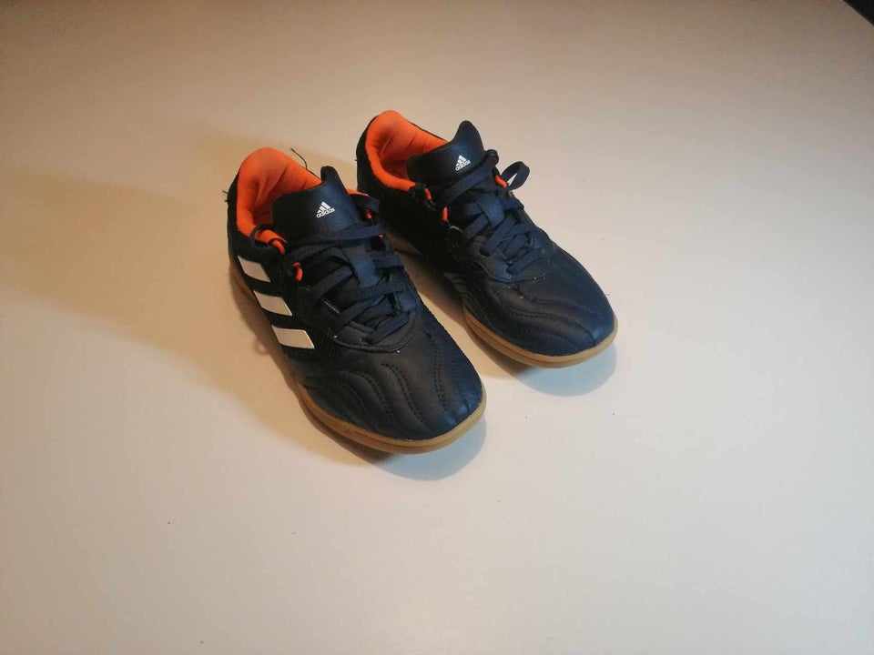 Sportssko, str. 32, Adidas