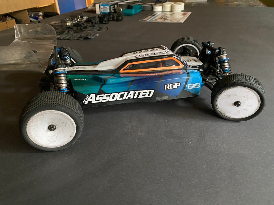 Fjernstyret bil Team Associated