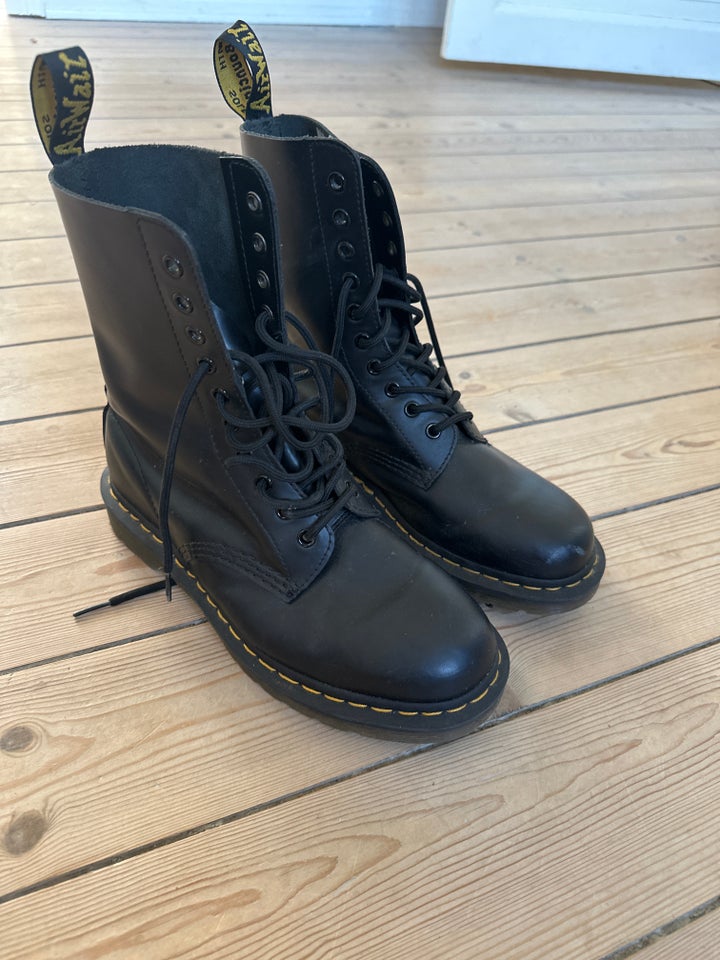 Støvler str 40 Dr martens