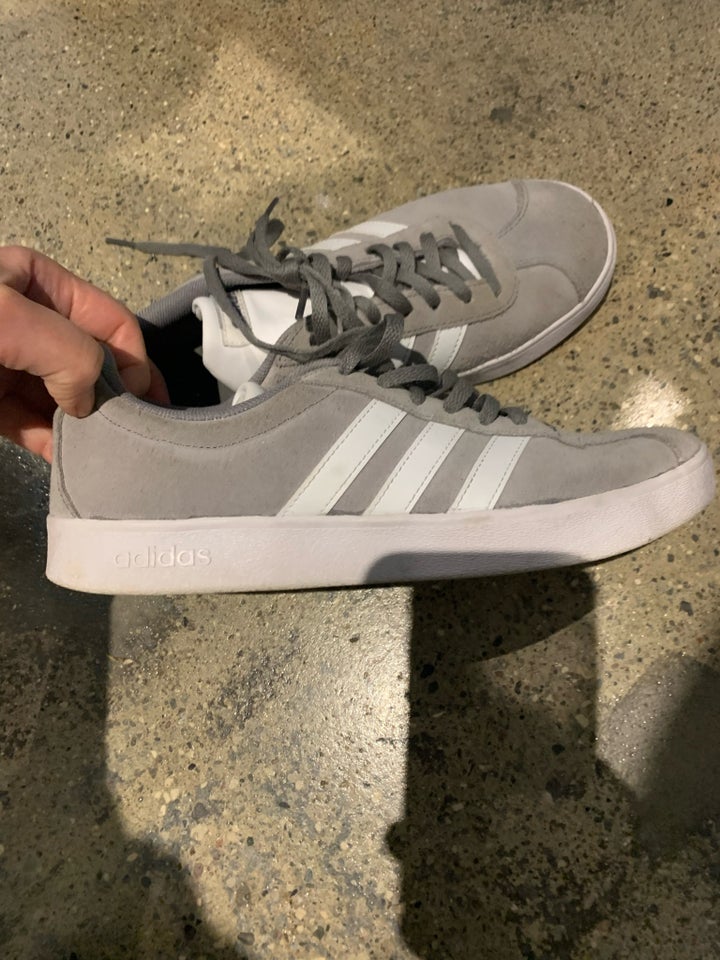 Sneakers, str. 40, Adidas