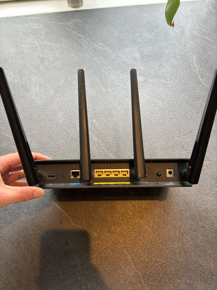 Router wireless ASUS